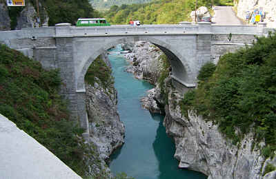 Napoleonnbrcke ber die Soca